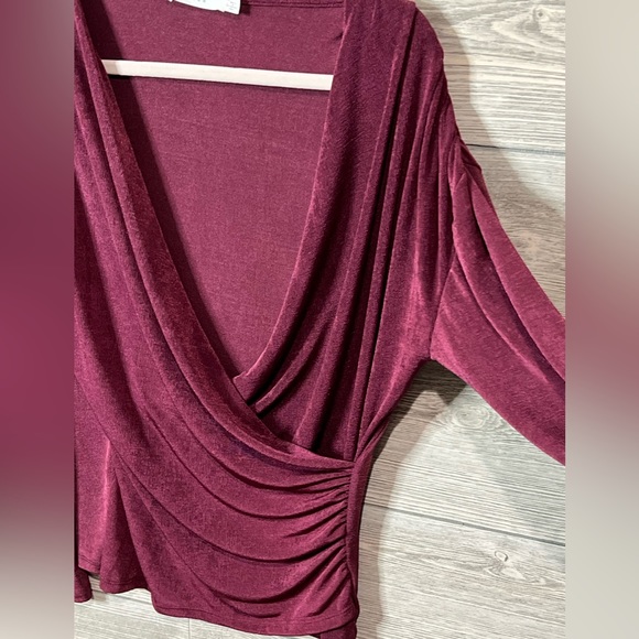 Lush shimmer wine colored faux wrap top size small with ruched detail - Picture 5 of 8